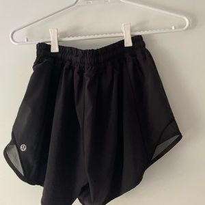 ^Black Lululemon shorts^